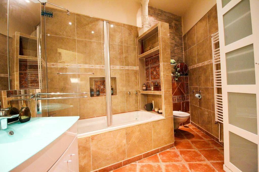 Grand Appartement Pour 4 Personnes/ Cours Lieutaud Marsella Exterior foto